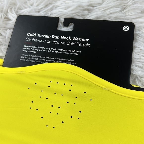 NWT Lululemon Cold Terrain Neck Warmer Sonic Yellow - Picture 4 of 4